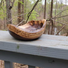 Load image into Gallery viewer, Bowl - Walnut natural edge
